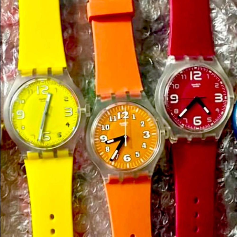 Three brand-new rare beautiful- working swatch watches
